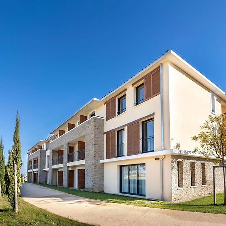 Ibis Styles Cabries Aix-En-Provence Tgv Hotel Екстериор снимка
