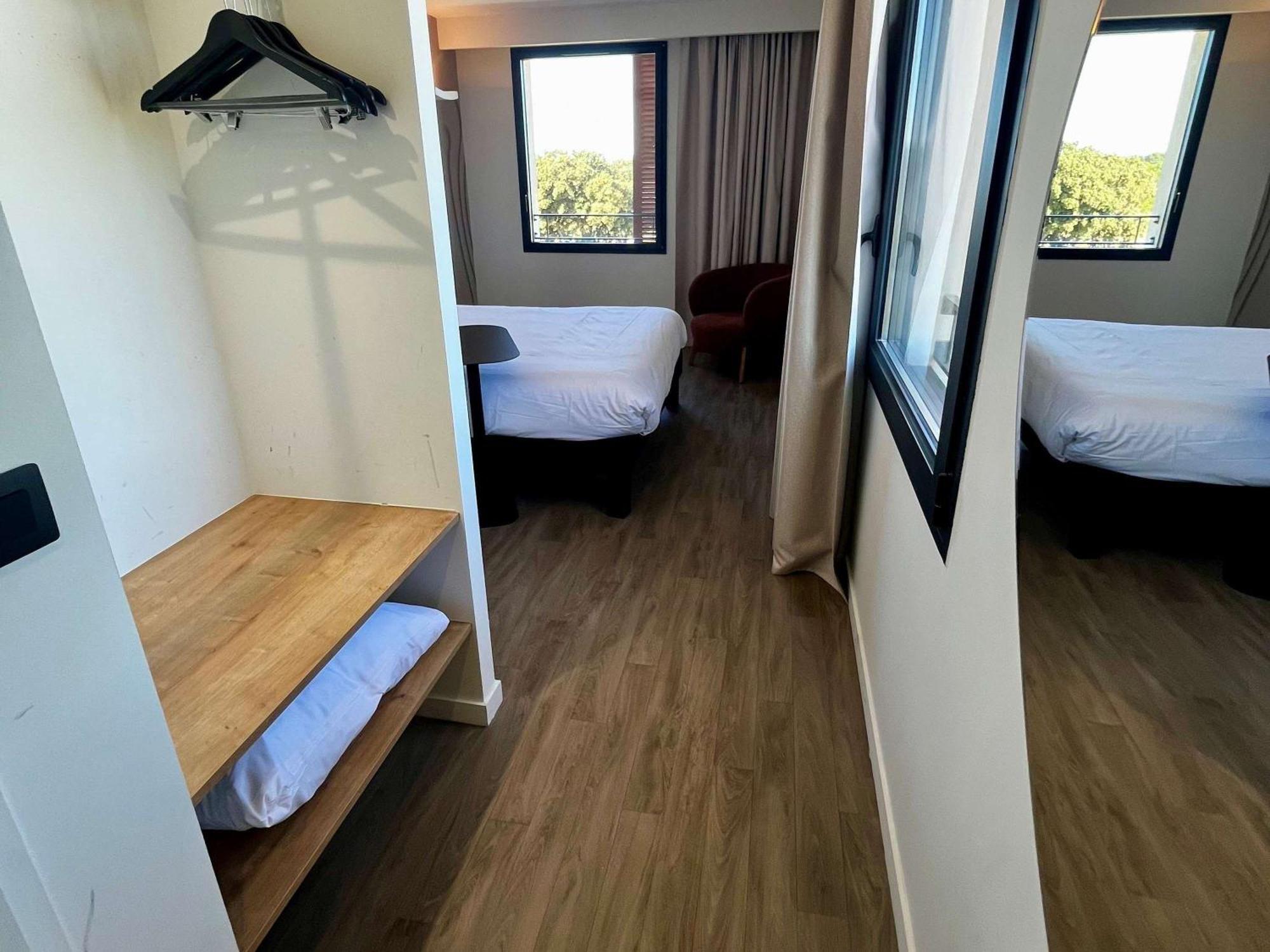 Ibis Styles Cabries Aix-En-Provence Tgv Hotel Екстериор снимка
